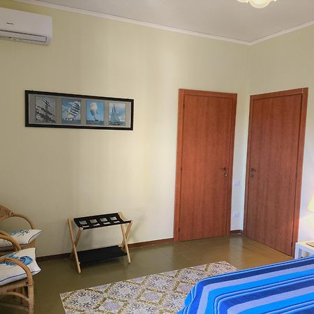 Casa Mar - Elegant Apartment With Pool And Panoramic Terrace In The Heart Of Sorrento Ngoại thất bức ảnh