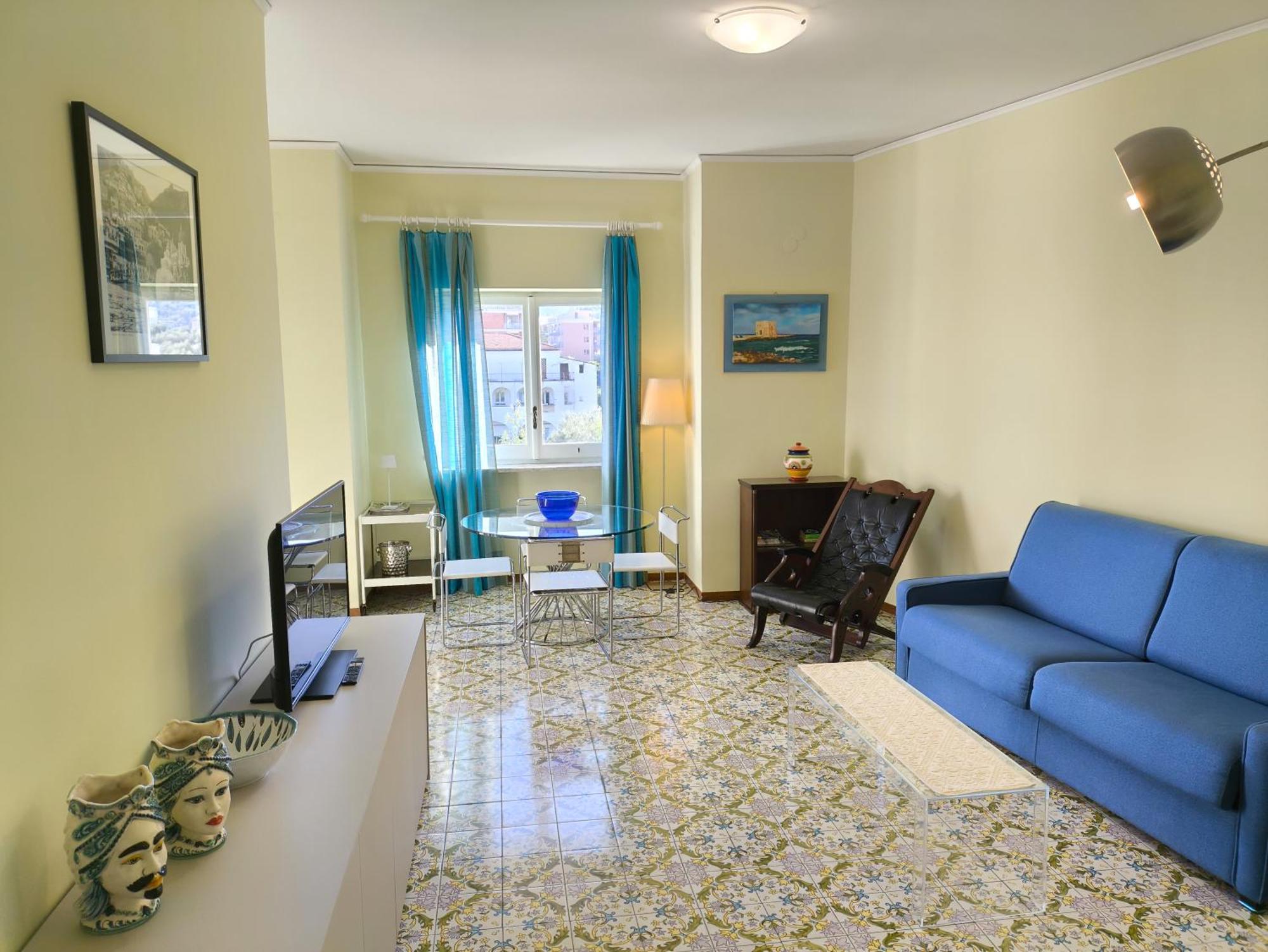 Casa Mar - Elegant Apartment With Pool And Panoramic Terrace In The Heart Of Sorrento Ngoại thất bức ảnh