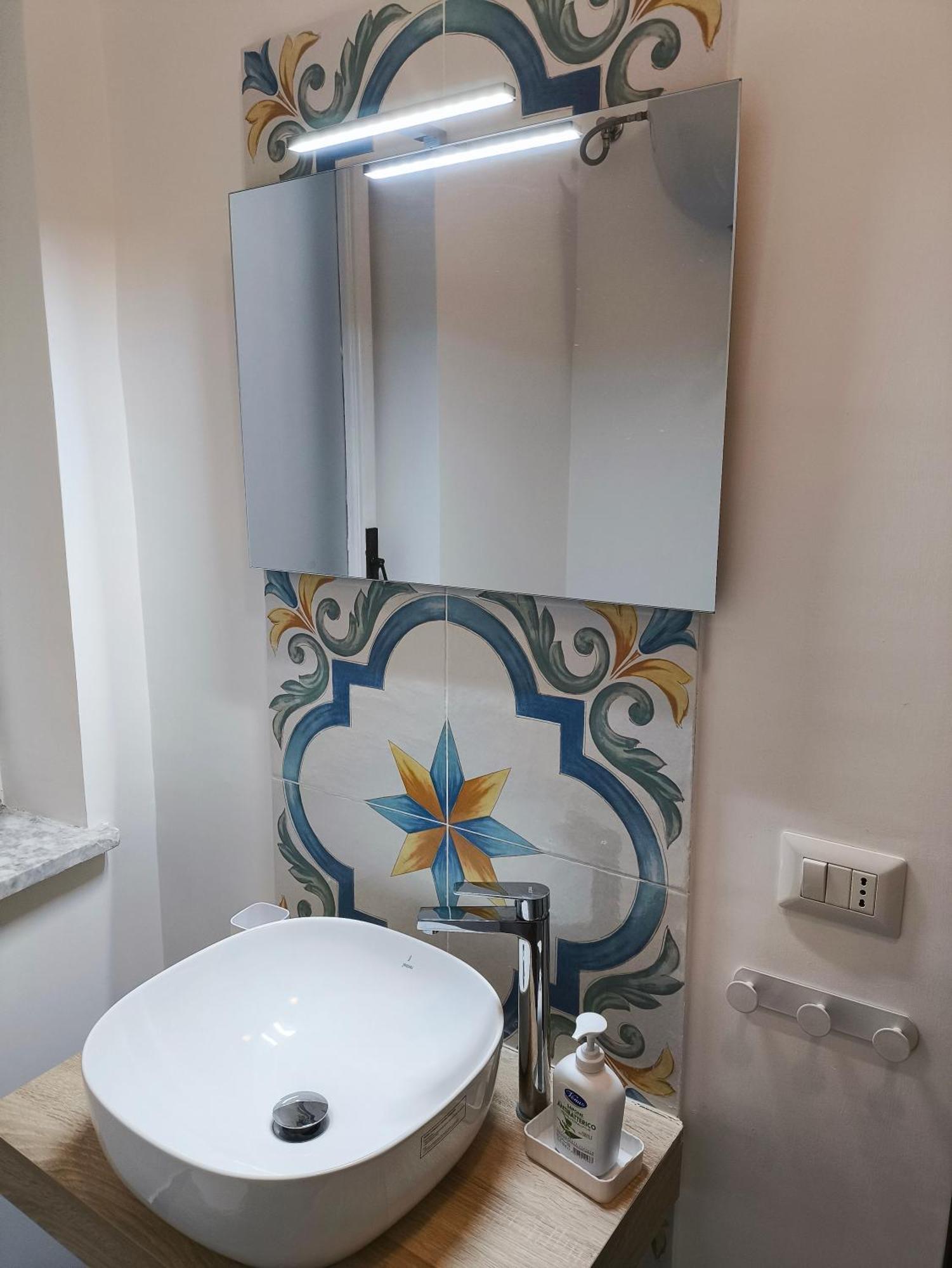 Casa Mar - Elegant Apartment With Pool And Panoramic Terrace In The Heart Of Sorrento Ngoại thất bức ảnh