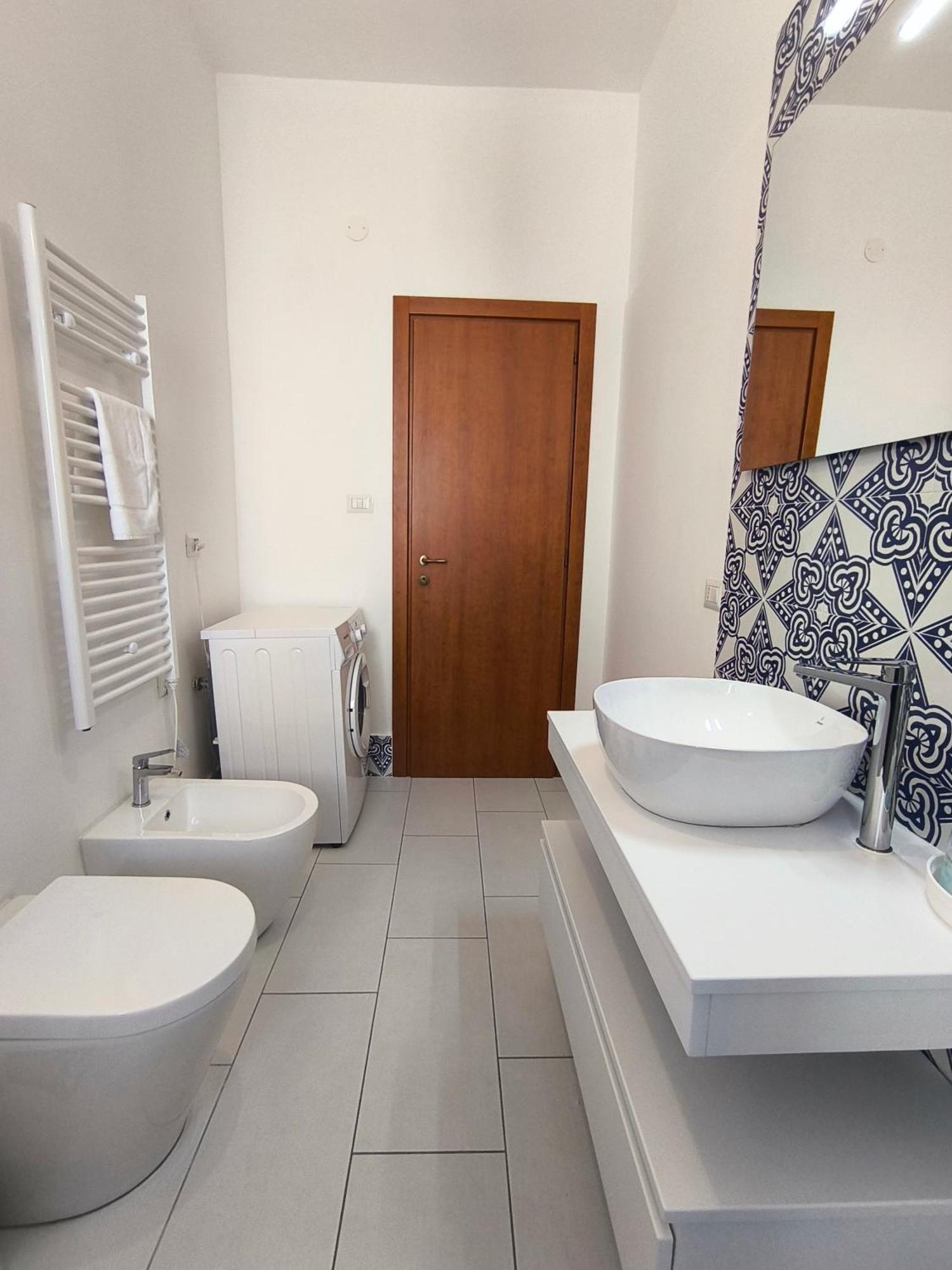 Casa Mar - Elegant Apartment With Pool And Panoramic Terrace In The Heart Of Sorrento Ngoại thất bức ảnh