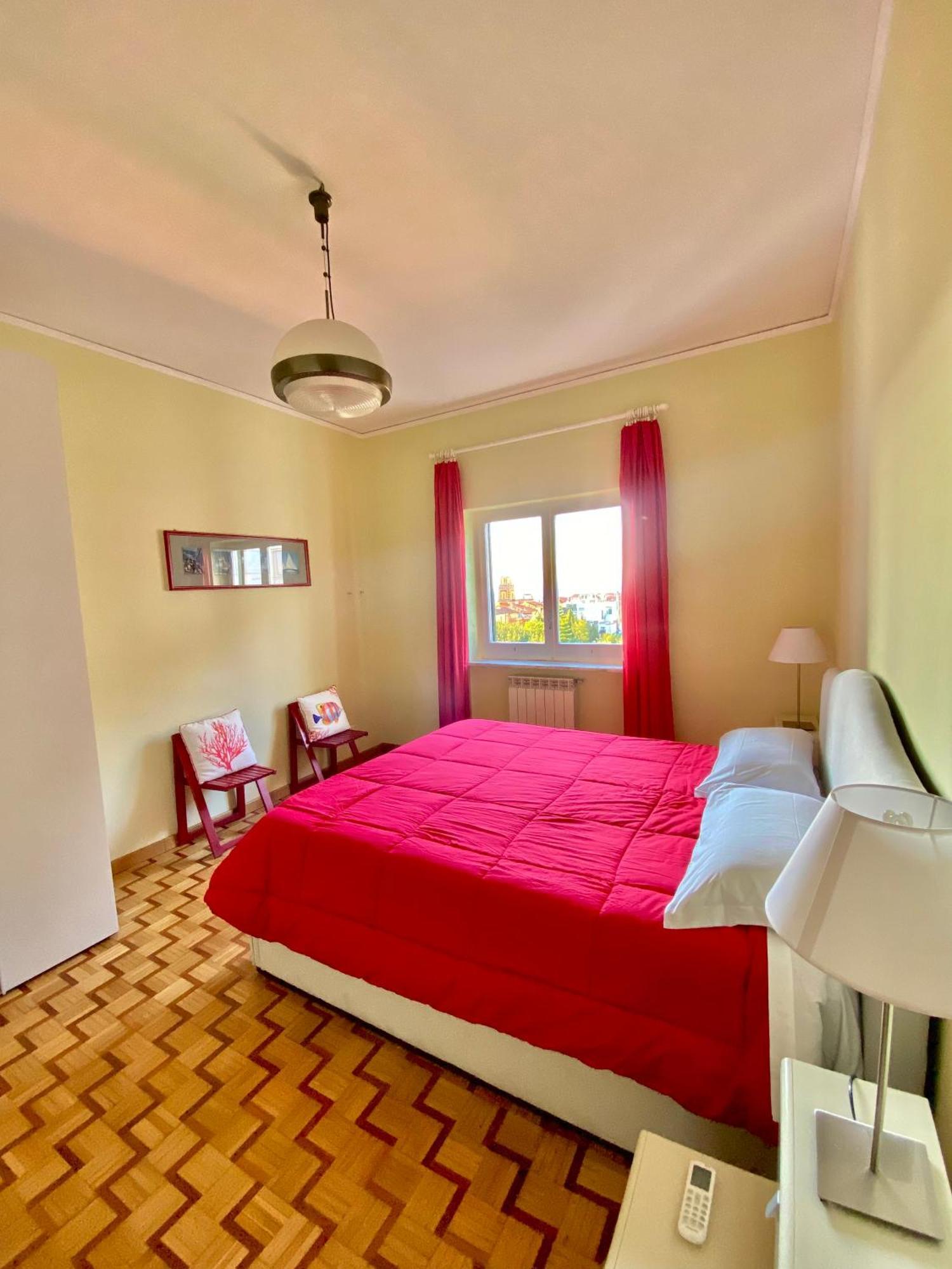 Casa Mar - Elegant Apartment With Pool And Panoramic Terrace In The Heart Of Sorrento Ngoại thất bức ảnh
