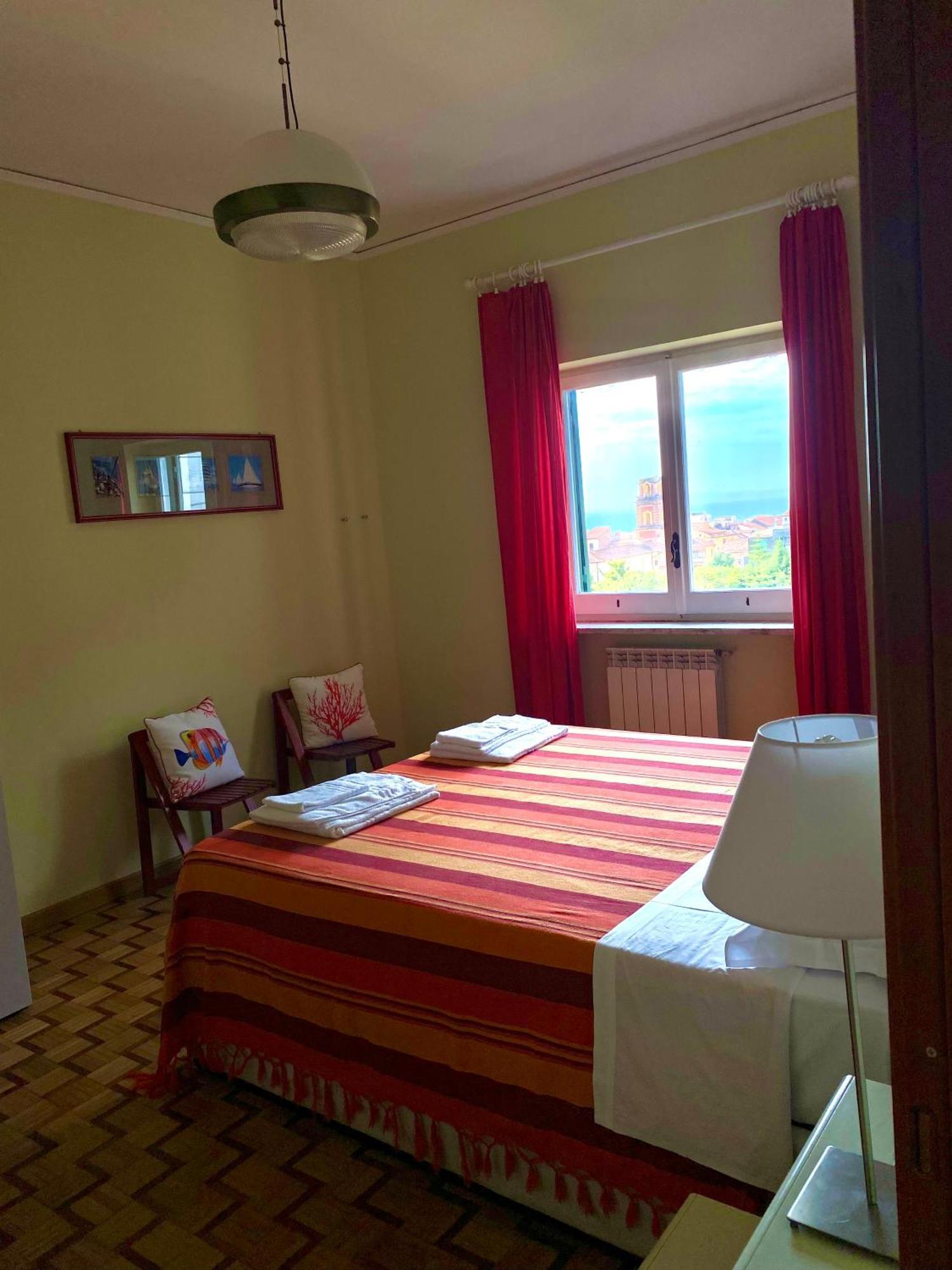 Casa Mar - Elegant Apartment With Pool And Panoramic Terrace In The Heart Of Sorrento Ngoại thất bức ảnh