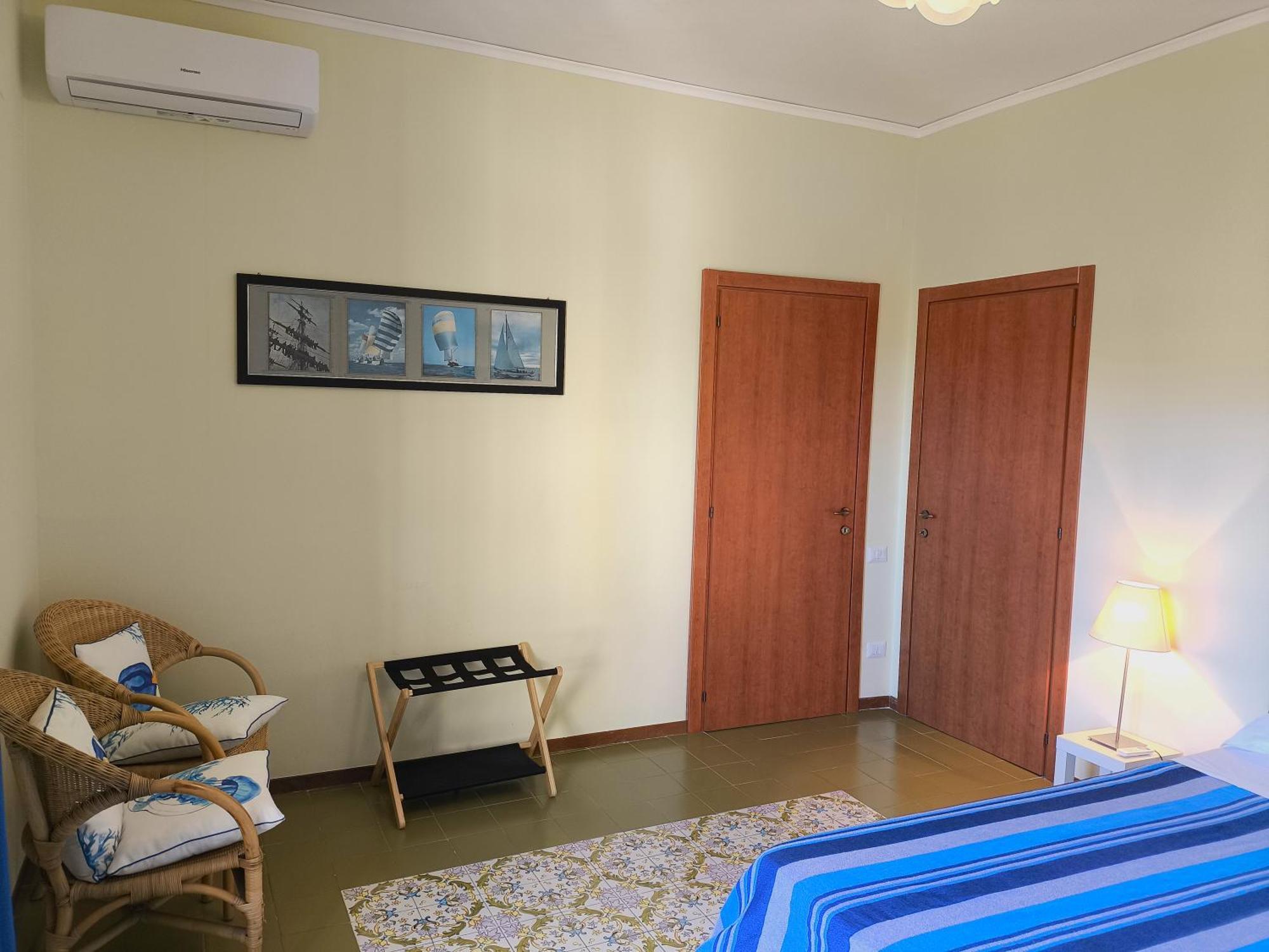 Casa Mar - Elegant Apartment With Pool And Panoramic Terrace In The Heart Of Sorrento Ngoại thất bức ảnh